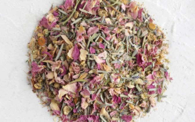 دمنوش پینک رز کامومایل | Pink Rose Chamomile